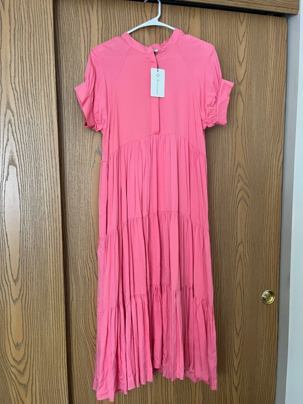 Women's Veveret Hot Pink Tiered Maxi Dress Size Small NWT